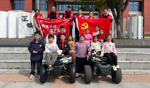 随着教员过周末 | 校企联动 童心童行