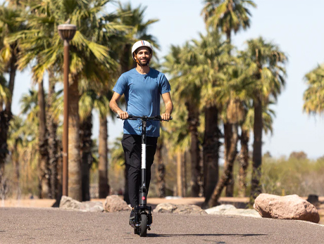 ECLIPSE 电动滑板车